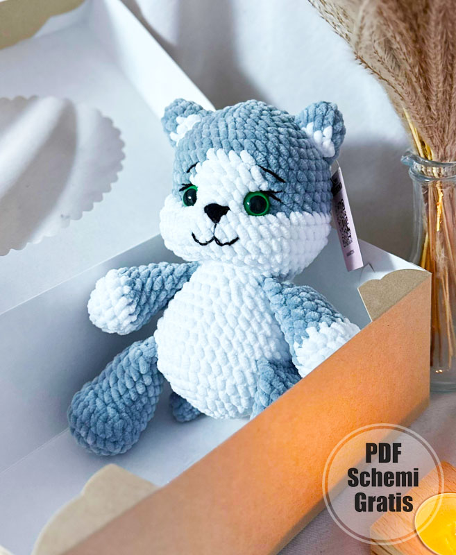 Gatto Grigio in Filato Peluche - Schema all'Uncinetto (2)